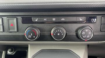 2024 Volkswagen 2.0 TDI T28 Highline DSG FWD SWB Euro 6 5-door (Blue) - Image: 12