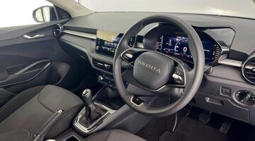 2025 Škoda 1.0 TSI Design Edition Euro 6 5-door (Blue) - Image: 6