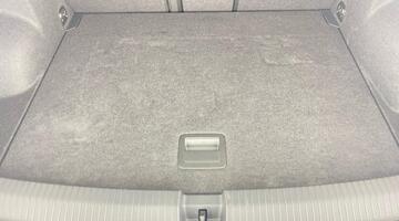 2025 Volkswagen TSI R-Line Euro 6 5-door (Silver) - Image: 17