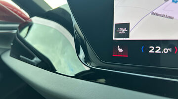 2025 Audi 2.0 TFSI S line S Tronic Euro 6 5-door (Red) - Image: 28