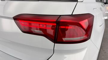 2021 Volkswagen 1.0 TSI United Euro 6 5-door (Silver) - Image: 22