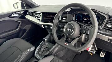 2025 Audi 1.0 TFSI 30 Black Edition Sportback S Tronic Euro 6 5-door (Blue) - Image: 6