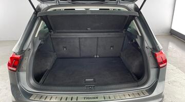 2018 Volkswagen 2.0 TDI SE Navigation DSG Euro 6 5-door (Grey) - Image: 33