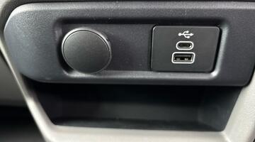 2025 Volkswagen 2.0 TDI T3Commerce Auto FWD SWB Euro 6 5-door (Grey) - Image: 7