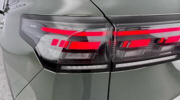 2025 Volkswagen ETSI MHEV Elegance DSG Euro 6 5-door (Green) - Image: 36