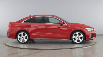 2022 Audi 1.0 TFSI 30 S line S Tronic Euro 6 4-door (Red) - Image: 4