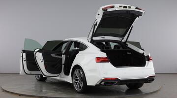 2021 Audi 2.0 TDI 35 S line Sportback S Tronic Euro 6 5-door (White) - Image: 11