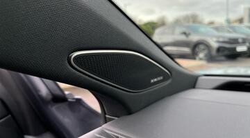 2025 Volkswagen Pro 77kWh Match Plus Fastback Auto 5-door (Grey) - Image: 45