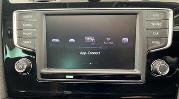 2016 Volkswagen TSI BlueMotion Tech GT Euro 6 5-door (Black) - Image: 18