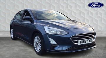 2018 Ford 1.0T EcoBoost Titanium Euro 6 5-door (Blue) - Image: 1