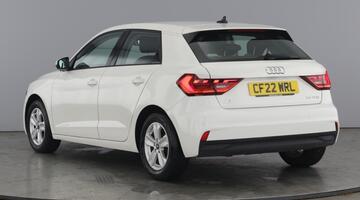2022 Audi 1.0 TFSI 25 Technik Sportback Euro 6 5-door (White) - Image: 3