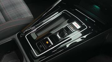 2025 Volkswagen 2.0 TSI GTI DSG Euro 6 5-door (Blue) - Image: 33