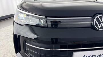 2025 Volkswagen ETSI MHEV Match DSG Euro 6 5-door (Black) - Image: 44