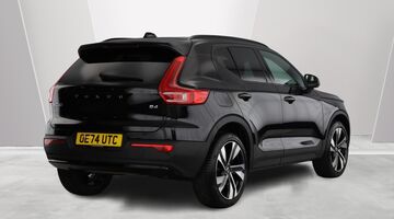 2025 Volvo 2.0 B4 MHEV Plus DCT Auto Euro 6 5-door (Black) - Image: 2