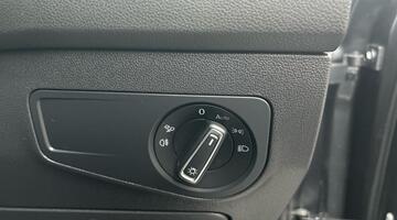 2022 Volkswagen TSI R-Line DSG Euro 6 5-door (Grey) - Image: 25