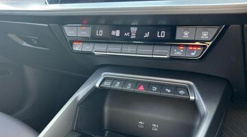 2025 Audi TFSI Carbon Vorsprung S Tronic quattro Euro 6 4-door (White) - Image: 31