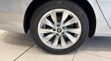 2025 Škoda 2.0 TDI SE Technology DSG Euro 6 5-door (Silver) - Image: 13