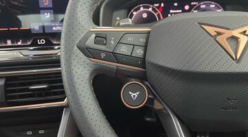 2025 CUPRA EHybrid 25.8kWh V2 DSG Euro 6 5-door (Grey) - Image: 21