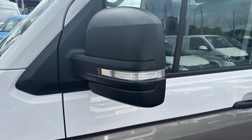 2025 Volkswagen 2.0 TDI 600 Auto Euro 6 4-door (Beige) - Image: 9