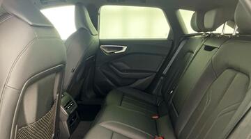 2025 Audi 2.0 TFSI S line S Tronic Euro 6 5-door (Blue) - Image: 35