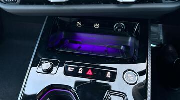 2025 Audi 2.0 TFSI S line S Tronic Euro 6 5-door (Red) - Image: 31