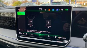 2025 Volkswagen ETSI MHEV R-Line DSG Euro 6 5-door (Grey) - Image: 15