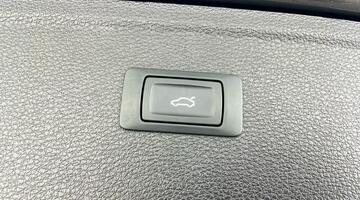 2023 Audi 2.0 TDI 40 S line S Tronic quattro Euro 6 5-door (Grey) - Image: 36