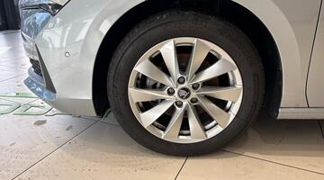 2025 Škoda 2.0 TDI SE Technology DSG Euro 6 5-door (Silver) - Image: 23