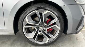 2022 Škoda 2.0 TDI vRS DSG Euro 6 5-door (Grey) - Image: 6