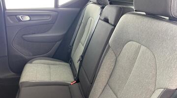 2023 Volvo 2.0 B3 MHEV Plus DCT Auto Euro 6 5-door (Black) - Image: 37