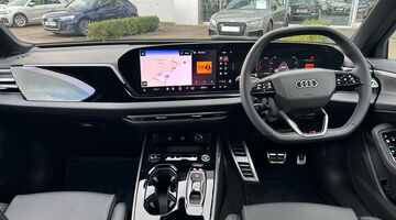 2025 Audi 2.0 TFSI S line S Tronic Euro 6 5-door (Red) - Image: 8