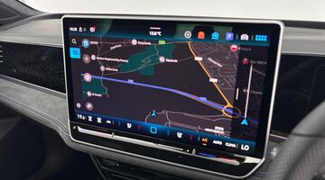 2025 Volkswagen ETSI MHEV R-Line DSG Euro 6 5-door (Multicolour) - Image: 26