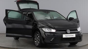 2023 Volkswagen 1.0 EVO Life Euro 6 5-door (Black) - Image: 9