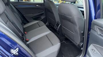 2022 Volkswagen ETSI MHEV R-Line DSG Euro 6 5-door (Black) - Image: 9