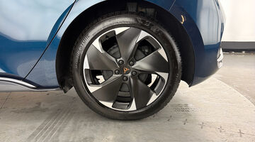 2025 CUPRA E-Boost 59kWh V1 Auto 5-door (Blue) - Image: 34