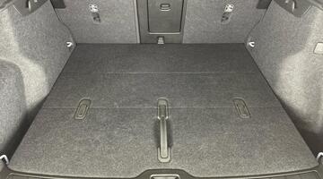 2025 Volvo 2.0 B4 MHEV Plus DCT Auto Euro 6 5-door (Blue) - Image: 16