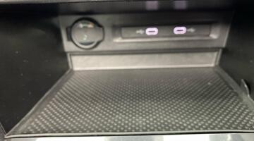 2020 Volkswagen 2.0 TDI R-Line DSG 4Motion Euro 6 5-door (Silver) - Image: 13