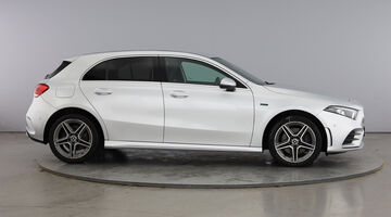 2021 Mercedes-Benz A250e 15.6kWh AMG Line (Premium 2) 8G-DCT Euro 6 5-door (Silver) - Image: 4