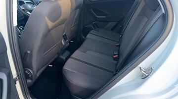 2023 Volkswagen 1.0 TSI Life Euro 6 5-door (Grey) - Image: 16