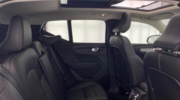 2025 Volvo 2.0 B4 MHEV Ultra Dark DCT Auto Euro 6 5-door (Grey) - Image: 9