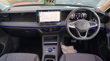 2025 Volkswagen ETSI MHEV Match DSG Euro 6 5-door (Grey) - Image: 8