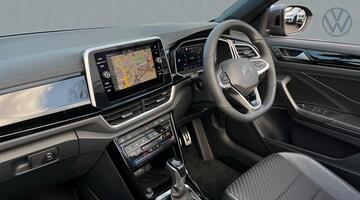 2025 Volkswagen TSI R-Line DSG 2WD Euro 6 2-door (Grey) - Image: 2