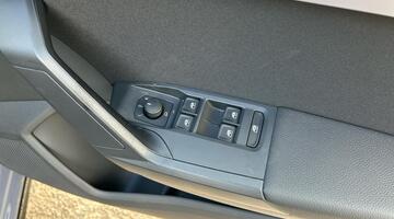 2025 SEAT 1.0 TSI FR Black Edition Euro 6 5-door (Grey) - Image: 17