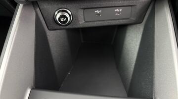 2026 Audi Sportback Sport 30 TFSI 116 PS S tronic (Red) - Image: 7