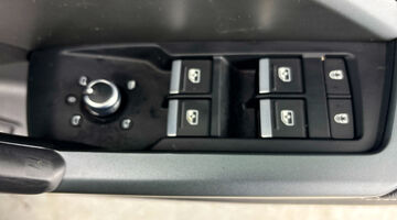 2025 Audi TFSI CoD 35 S line S Tronic Euro 6 5-door (Black) - Image: 20