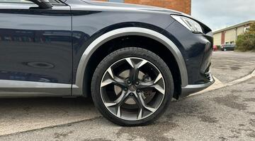 2022 CUPRA TSI V2 DSG Euro 6 5-door (Blue) - Image: 5