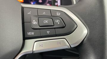 2021 Volkswagen TSI Active Euro 6 5-door (Red) - Image: 7