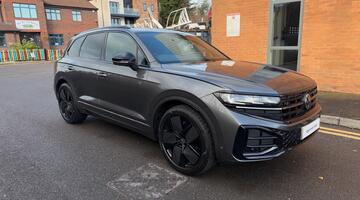 2025 Volkswagen 3.0 TDI V6 Black Edition Tiptronic 4Motion Euro 6 5-door (Grey) - Image: 22