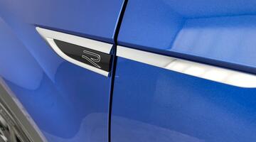 2023 Volkswagen TSI R-Line DSG 2WD Euro 6 2-door (Multicolour) - Image: 38