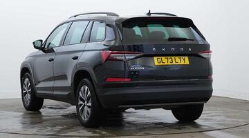 2024 Škoda TSI ACT SE Drive DSG Euro 6 5-door (7 Seat) (Black) - Image: 3